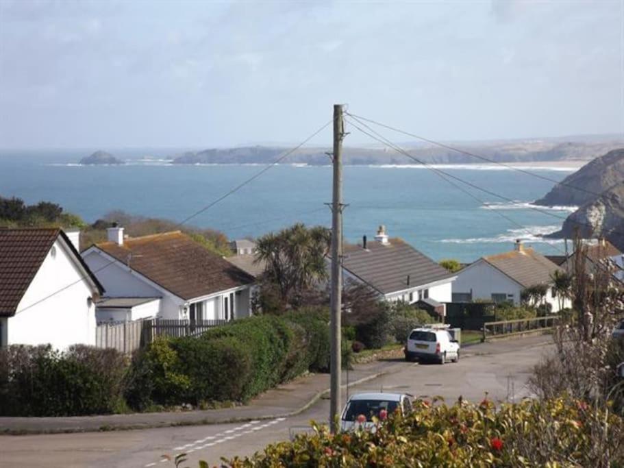 St Agnes Perfect Location, Hot Tub, Sea Views, Gym Apartment Bagian luar foto