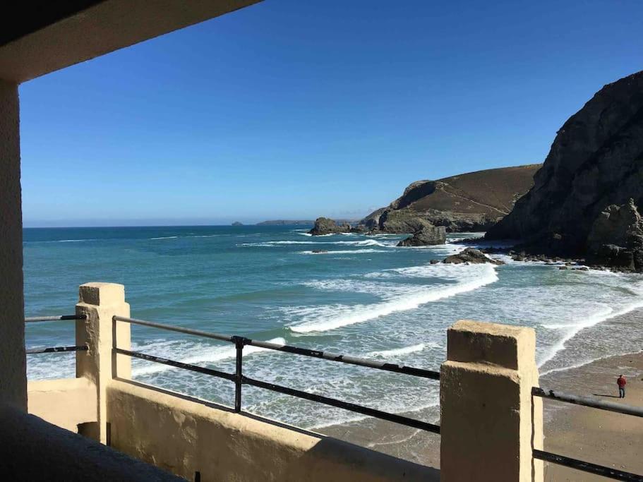 St Agnes Perfect Location, Hot Tub, Sea Views, Gym Apartment Bagian luar foto